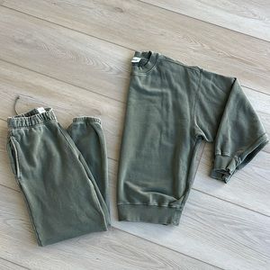 Elwood Oversized Vintage Core Crewneck sweatshirt and jogger set